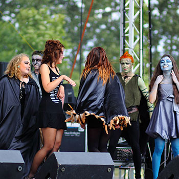 Teatr Bez Nazwy - Lato z Węgorzem 2012r.