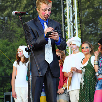 Teatr Bez Nazwy - Lato z Węgorzem 2012r.