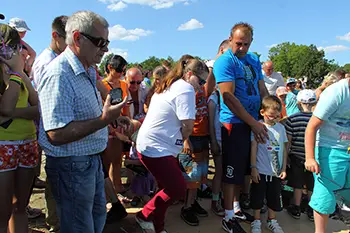 Zarybianie jeziora Węgorzyno