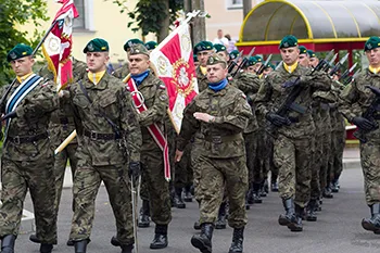 Uroczystość  pod Pomnikiem Poległych w Służbie RP