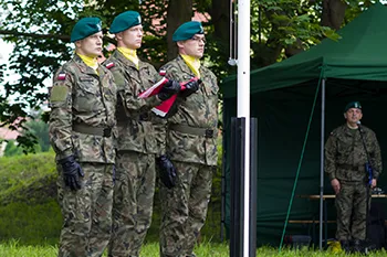 Uroczystość  pod Pomnikiem Poległych w Służbie RP