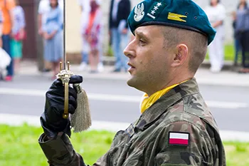 Uroczystość  pod Pomnikiem Poległych w Służbie RP