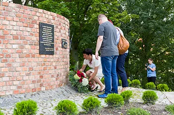 Uroczystość  pod Pomnikiem Poległych w Służbie RP