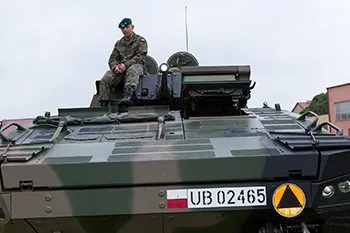 Uroczystość  pod Pomnikiem Poległych w Służbie RP