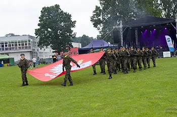 Uroczystość  pod Pomnikiem Poległych w Służbie RP