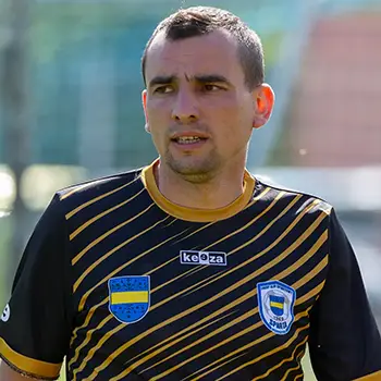 Obrońca, Denis Chodyna